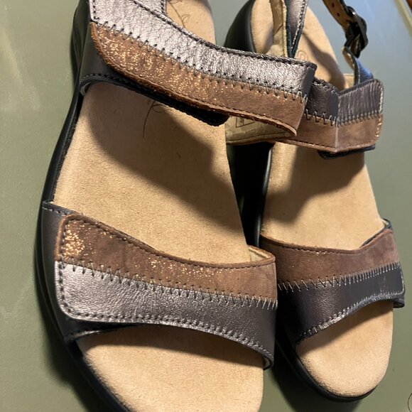 SAS Womens NUDU Hazel sandal 6.5 WW - Picture 2 of 7